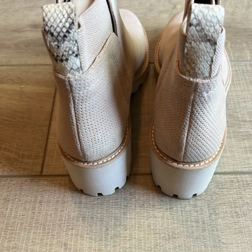 Dolce Vita Huey Suede Chelsea Boots US 9.5